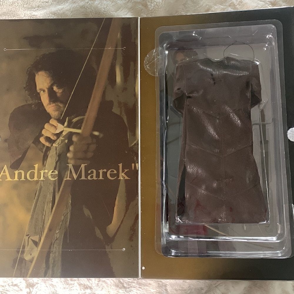 Action Figure Toy COPY - Dragon 12” Andre Marek from Timeline Gerard Butler